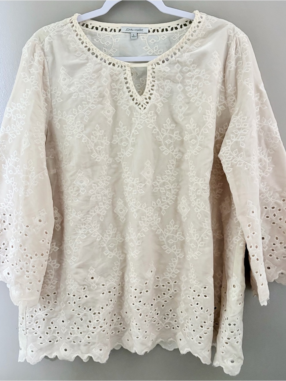John Mark Cream Eyelet Embroidered Keyhole Tunic Top Women Large
